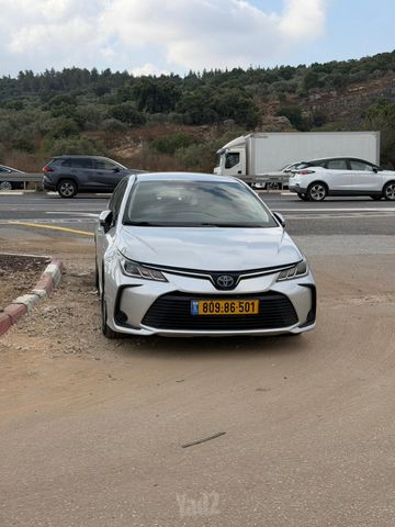 טויוטה קורולה