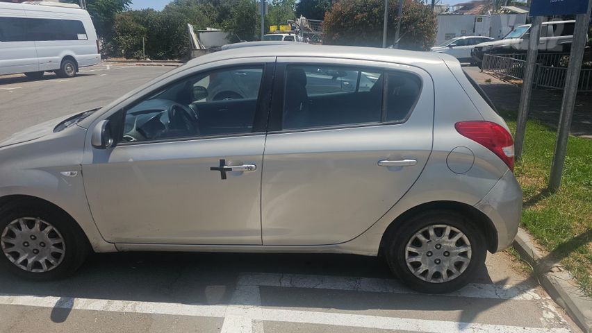יונדאי i20