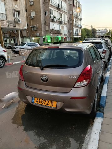 יונדאי i20