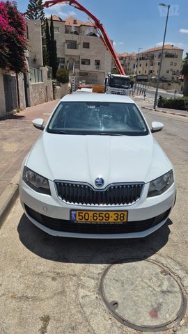 סקודה אוקטביה