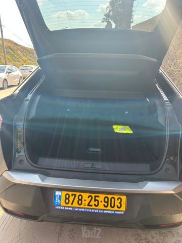 פיג'ו 3008