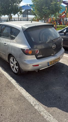 מודעת רכב מאזדה 3