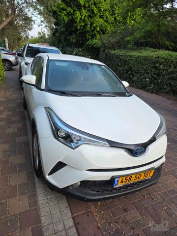 טויוטה C-HR