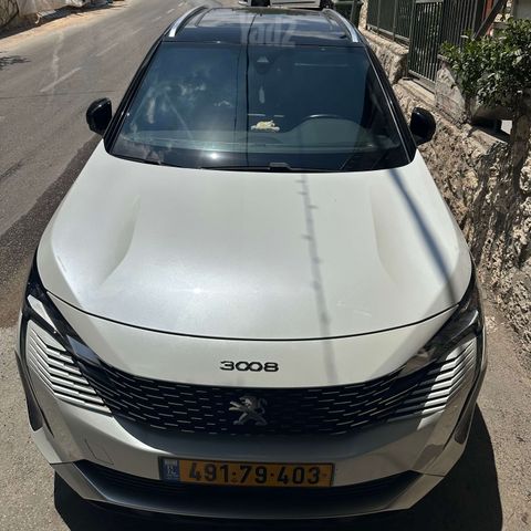 פיג'ו 3008
