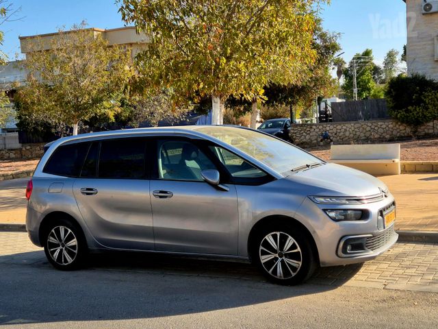 C4 פיקאסו Exclusive אוט׳ מיניוואן / MPV 7 מק 1.2 (130 כ״ס)