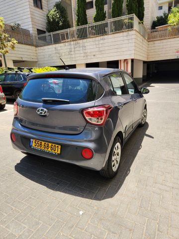 יונדאי i10