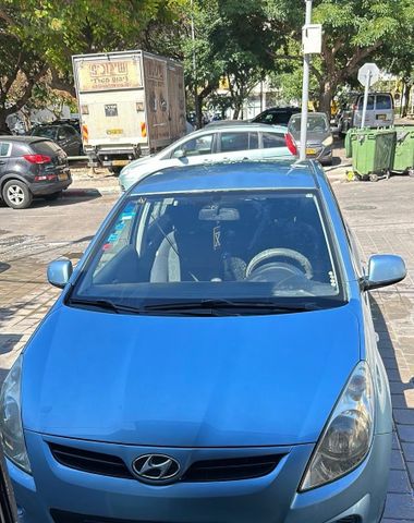 יונדאי i20