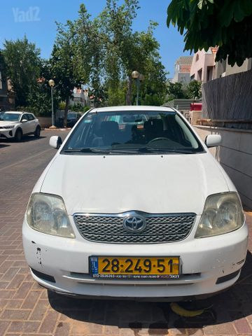 טויוטה קורולה