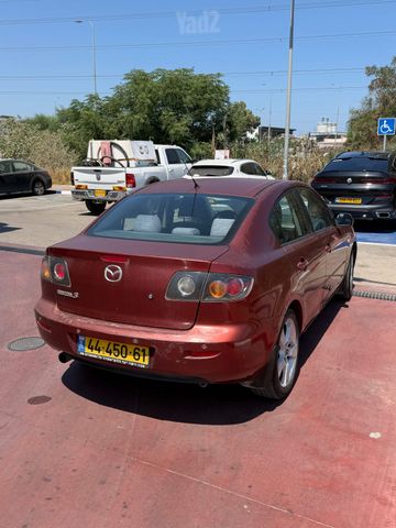 מודעת רכב מאזדה 3