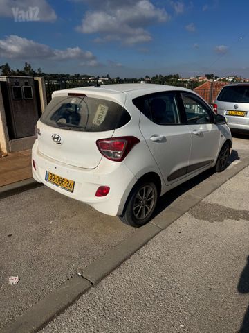 יונדאי i10