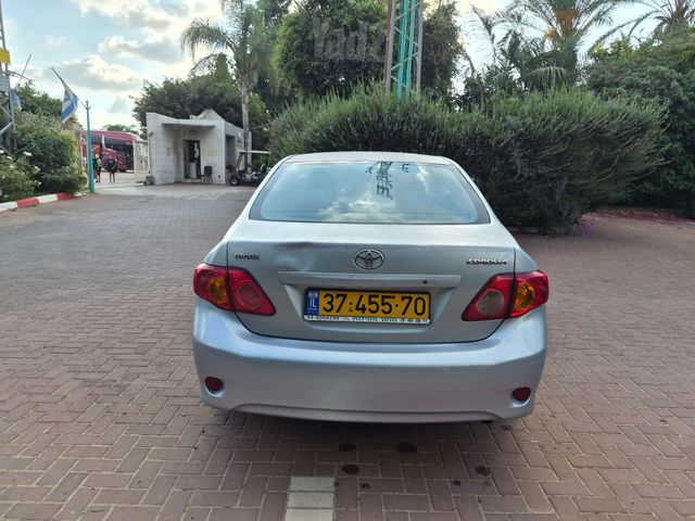 טויוטה קורולה
