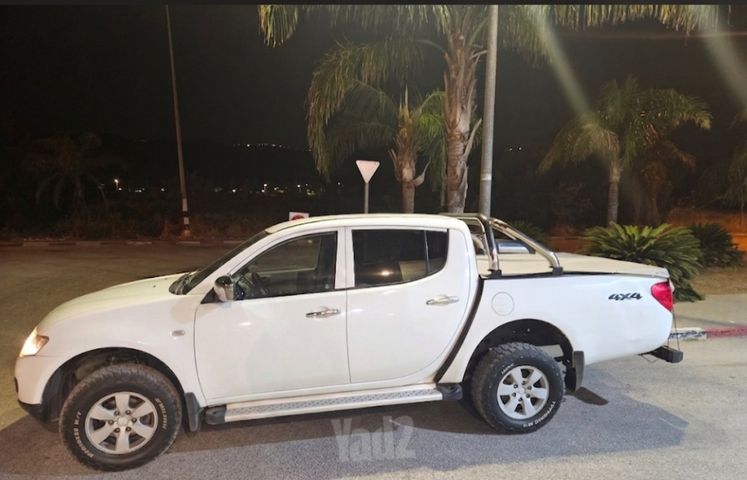 מיצובישי טרייטון / L200