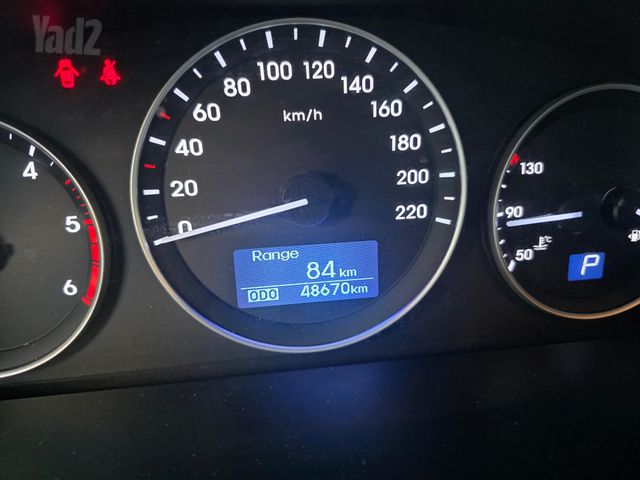 יונדאי H-1 / i800