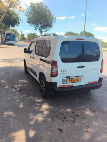 טויוטה פרואייס סיטי