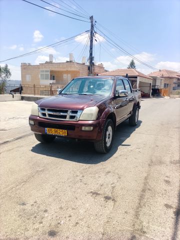 מודעת רכב איסוזו די-מקס