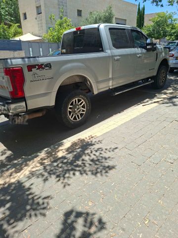 מודעת רכב פורד F-350