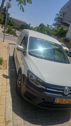 פולקסווגן קאדי