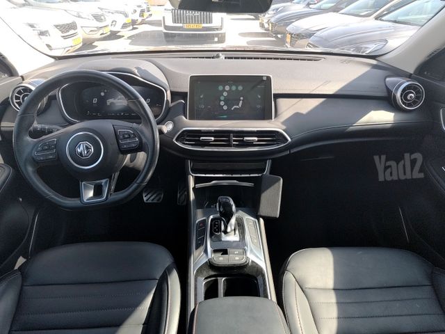 אם ג'י EHS PHEV