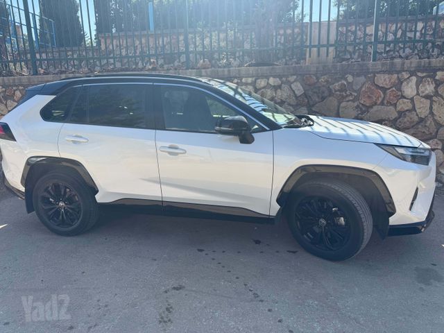 מודעת רכב טויוטה RAV4