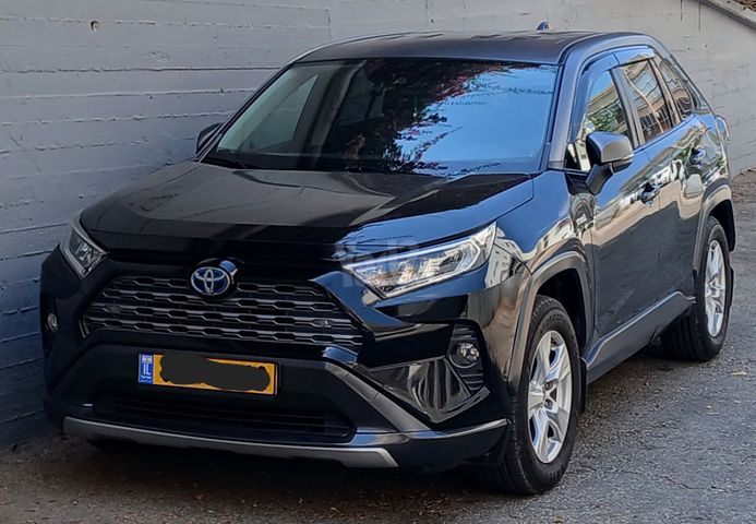 טויוטה RAV4