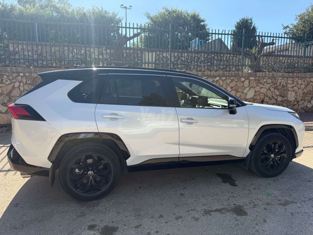 טויוטה RAV4