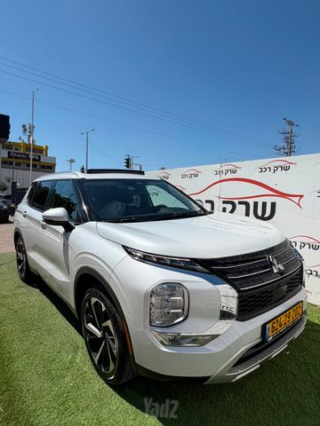 מיצובישי אאוטלנדר