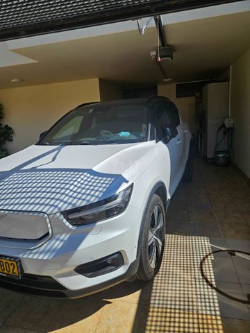 וולוו XC40
