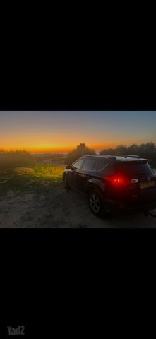 טויוטה RAV4