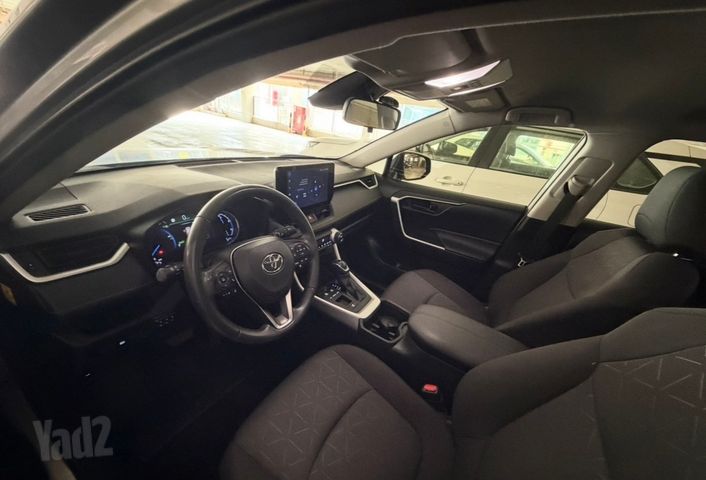 טויוטה RAV4