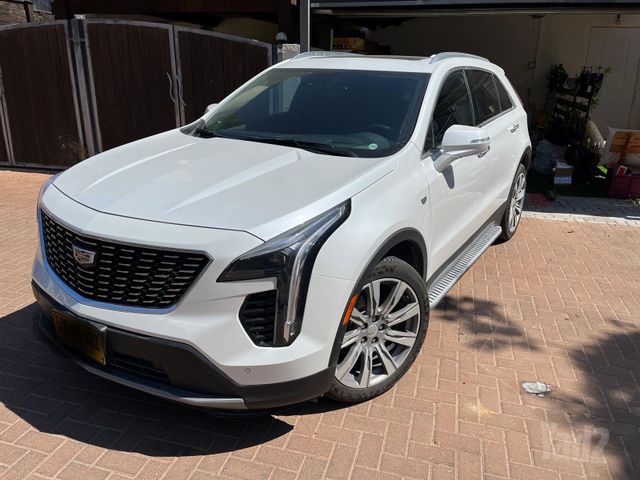 קאדילק XT4