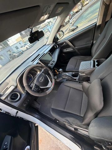 טויוטה RAV4