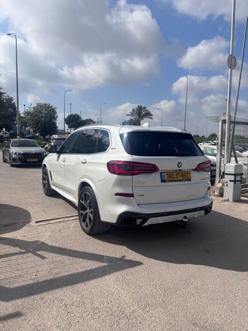 ב מ וו X5