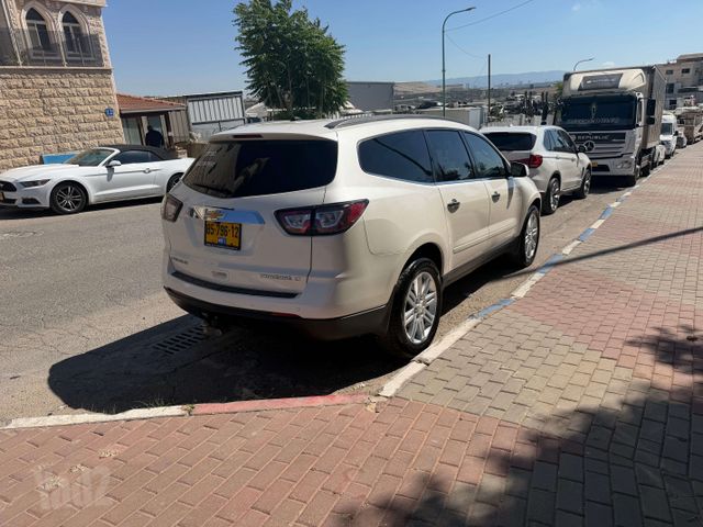 מודעת רכב שברולט טראוורס
