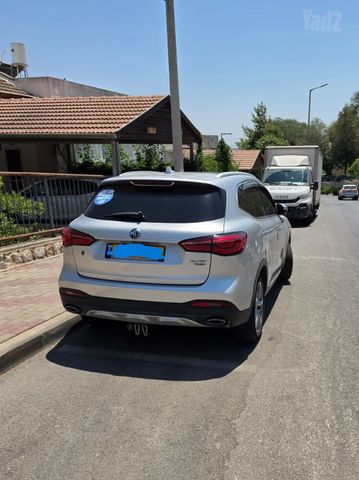 אם ג'י EHS PHEV