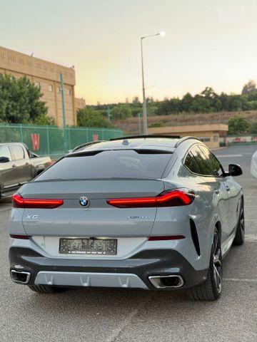 ב מ וו X6