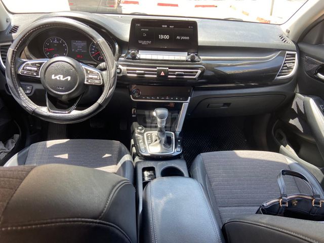 קיה סלטוס