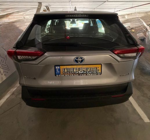 מודעת רכב טויוטה RAV4