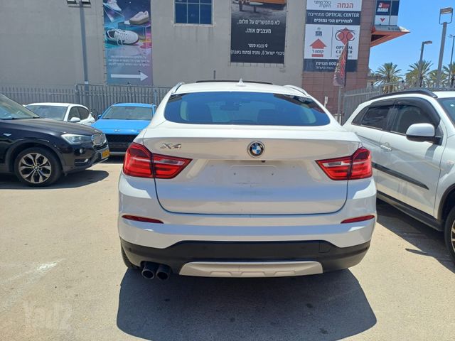 ב מ וו X4