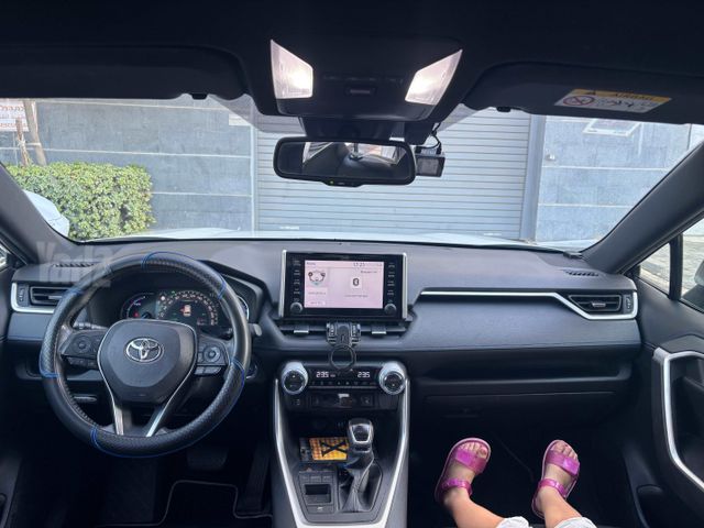 טויוטה RAV4