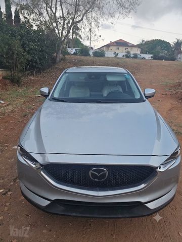 מודעת רכב מאזדה CX-5