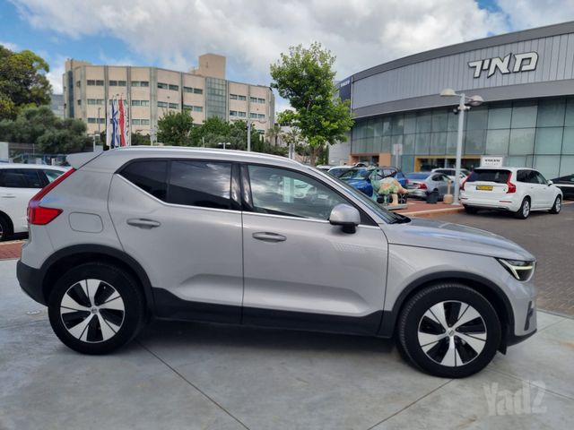 מודעת רכב וולוו XC40 1