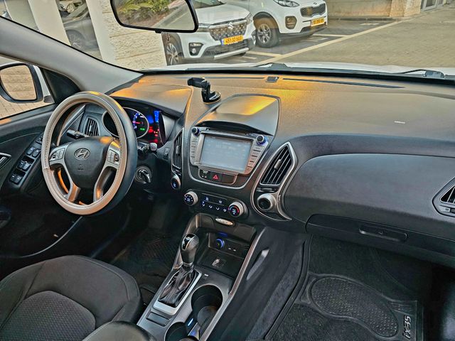 יונדאי ix35