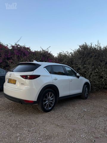 מודעת רכב מאזדה CX-5
