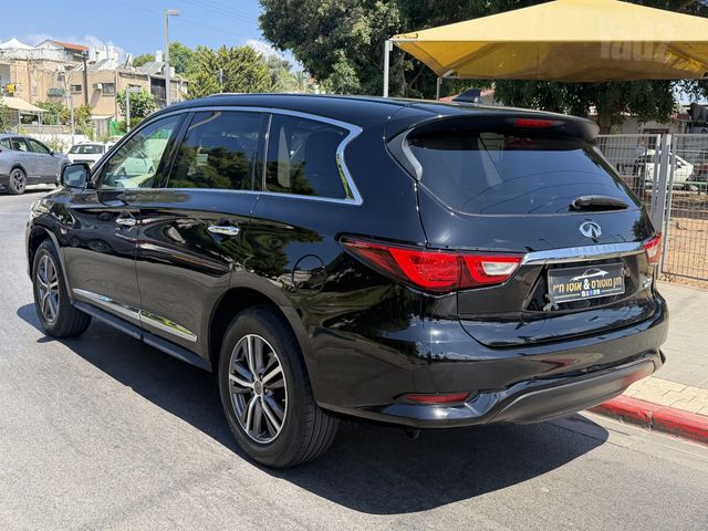 אינפיניטי QX60