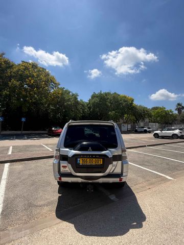 מיצובישי פג'רו
