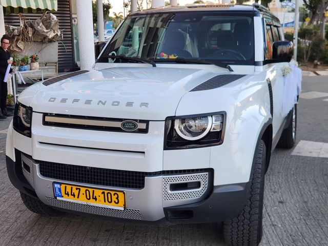 דיפנדר S 110 אוט׳ דיזל 5 מק 3.0 (200 כ״ס)