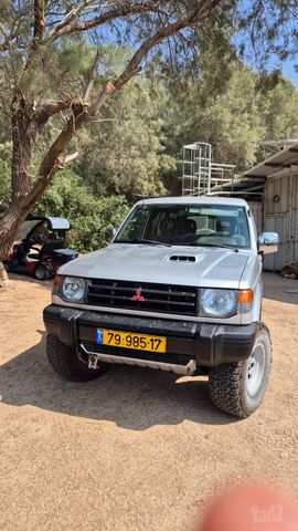 מיצובישי פג'רו
