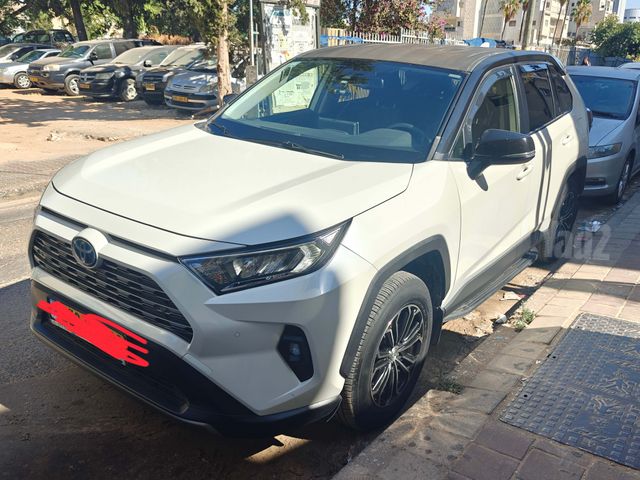 מודעת רכב טויוטה RAV4
