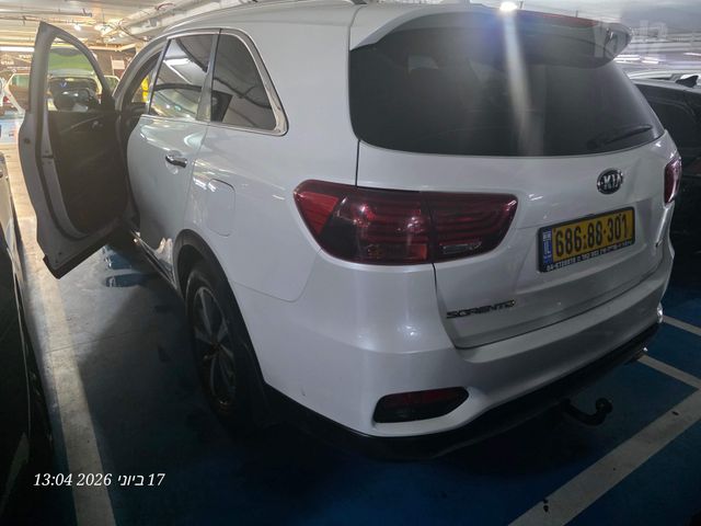 קיה סורנטו