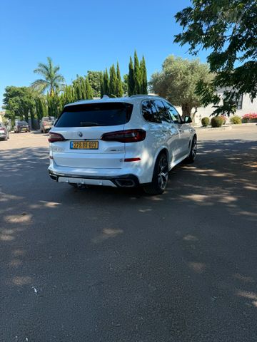 ב מ וו X5